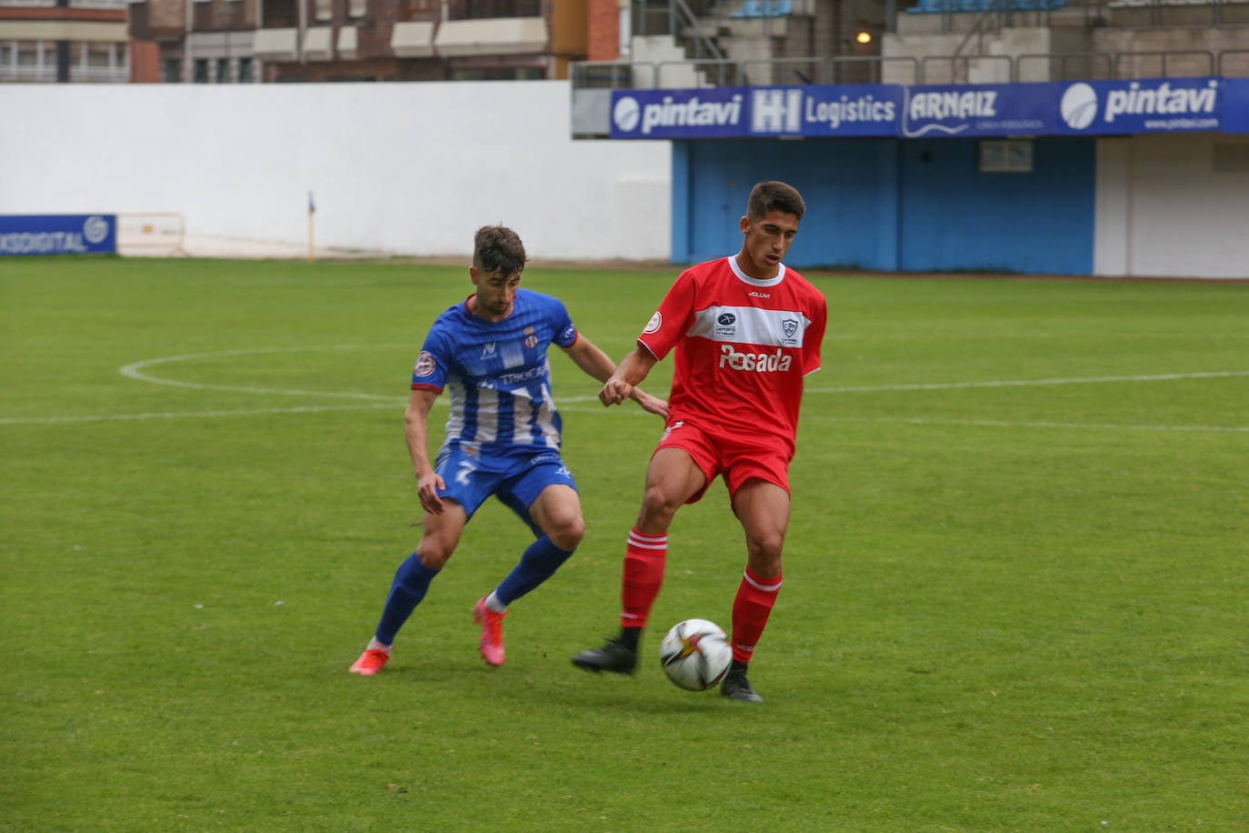 El Avilés exhibe su potencial ante el Marino