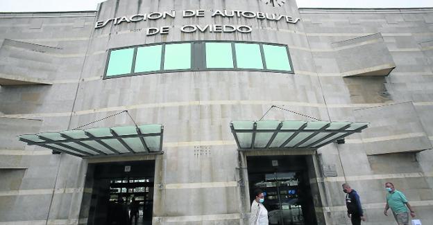 El agresor sexual de Oviedo acosaba a sus víctimas en aseos públicos y les hacía fotos en la calle