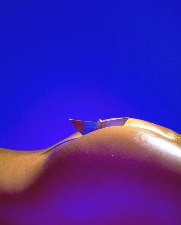 Facebook cierra la cuenta del Niemeyer por una imagen artística del fotógrafo Ciuco