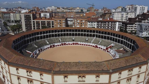 El Consistorio de Gijón revisa el plan de usos de la plaza de toros para convertirla en un «referente cultural»