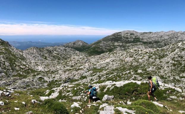 Los grupos montañeros vuelven con las mejores rutas para disfrutar de la montaña en septiembre