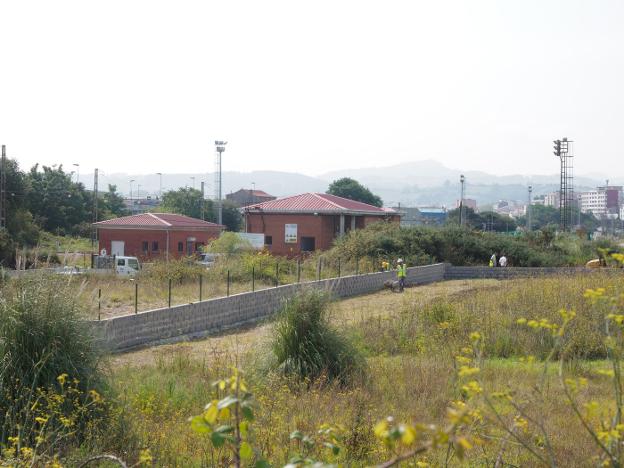 Adif sondea el mercado para relanzar la estación de La Maruca