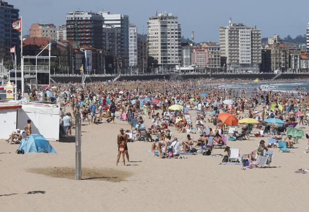 Agosto se despide con sol y septiembre llega con chubascos