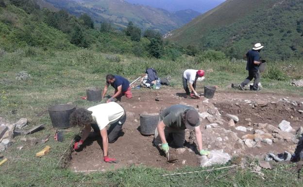 Las construcciones ganaderas de la Cordillera se remontan a la Edad Media