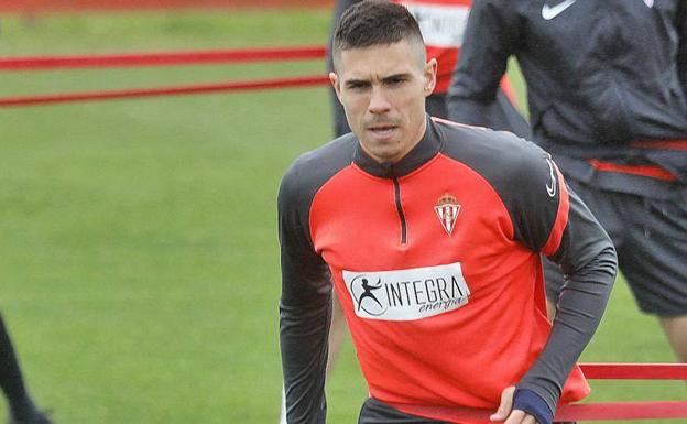 Javi Rico: «No ha llegado una oferta por Djuka que satisfaga al club ni al jugador»