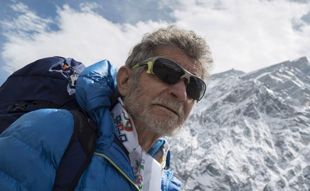 Carlos Soria vuelve a atacar el Dhaulagiri