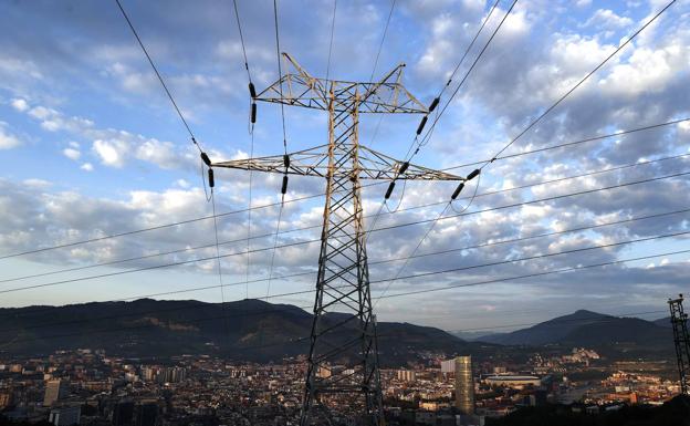 Las eléctricas con capital público son comunes en Europa y mayoritarias a nivel mundial