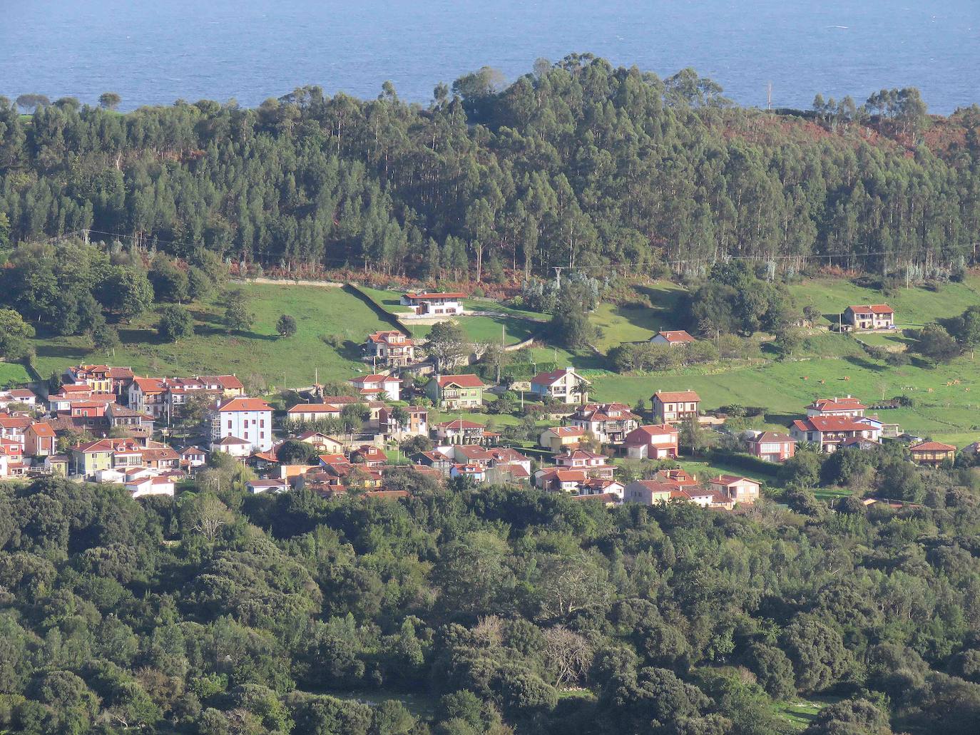 Medio Ambiente conectará Andrín al saneamiento de Llanes con 1,2 millones de euros