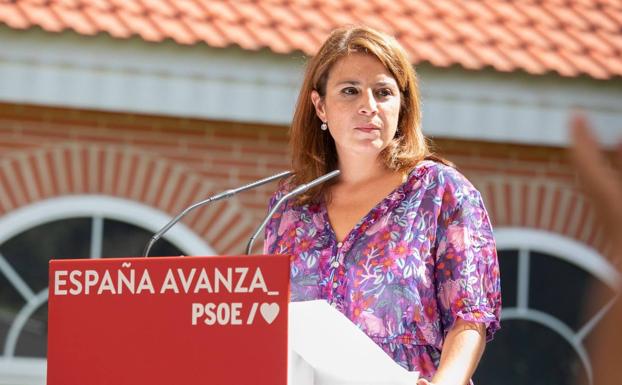 Lastra deja la portavocía en el Congreso y promete dejarse «el alma» como número dos del PSOE
