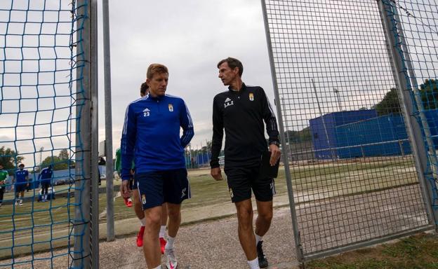 Real Oviedo | Ziganda: «Repetir el once de Huesca es una posibilidad»