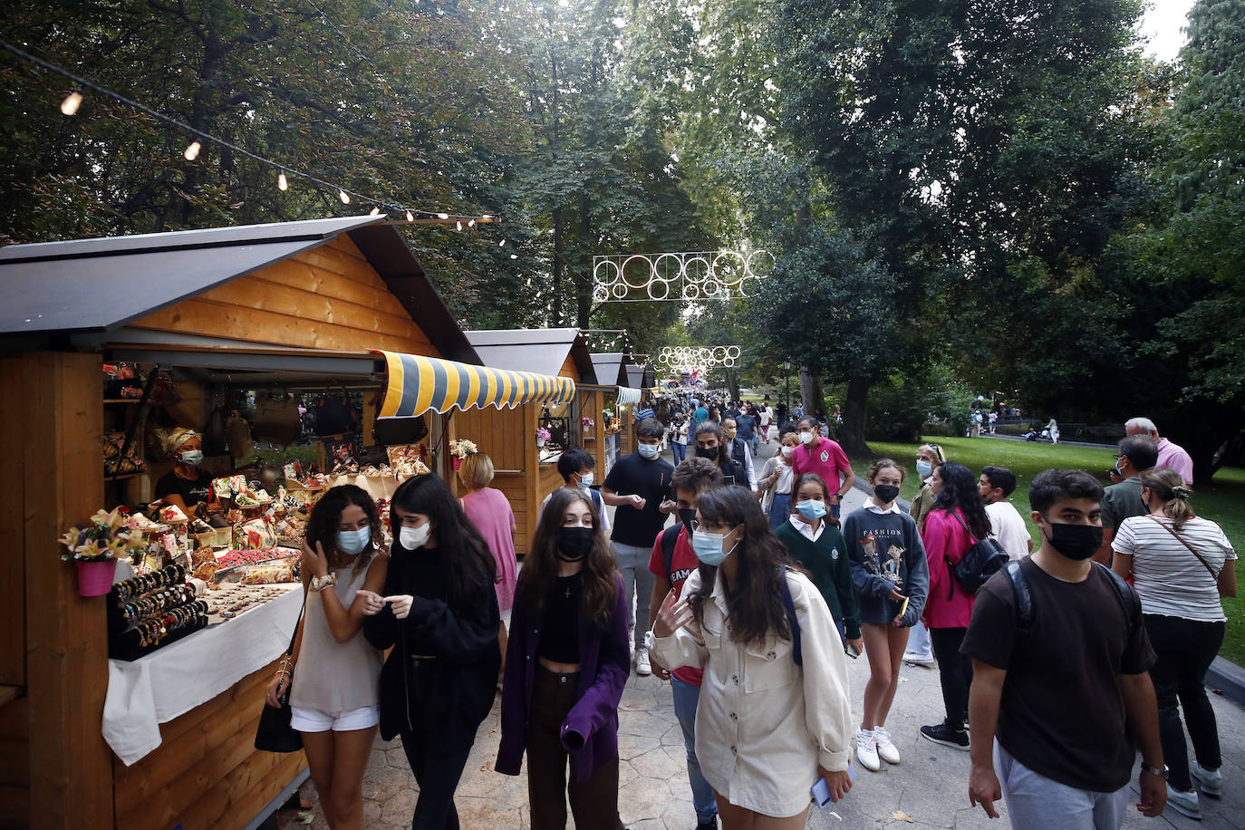 «Ni una mesa libre» en las nuevas casetas hosteleras