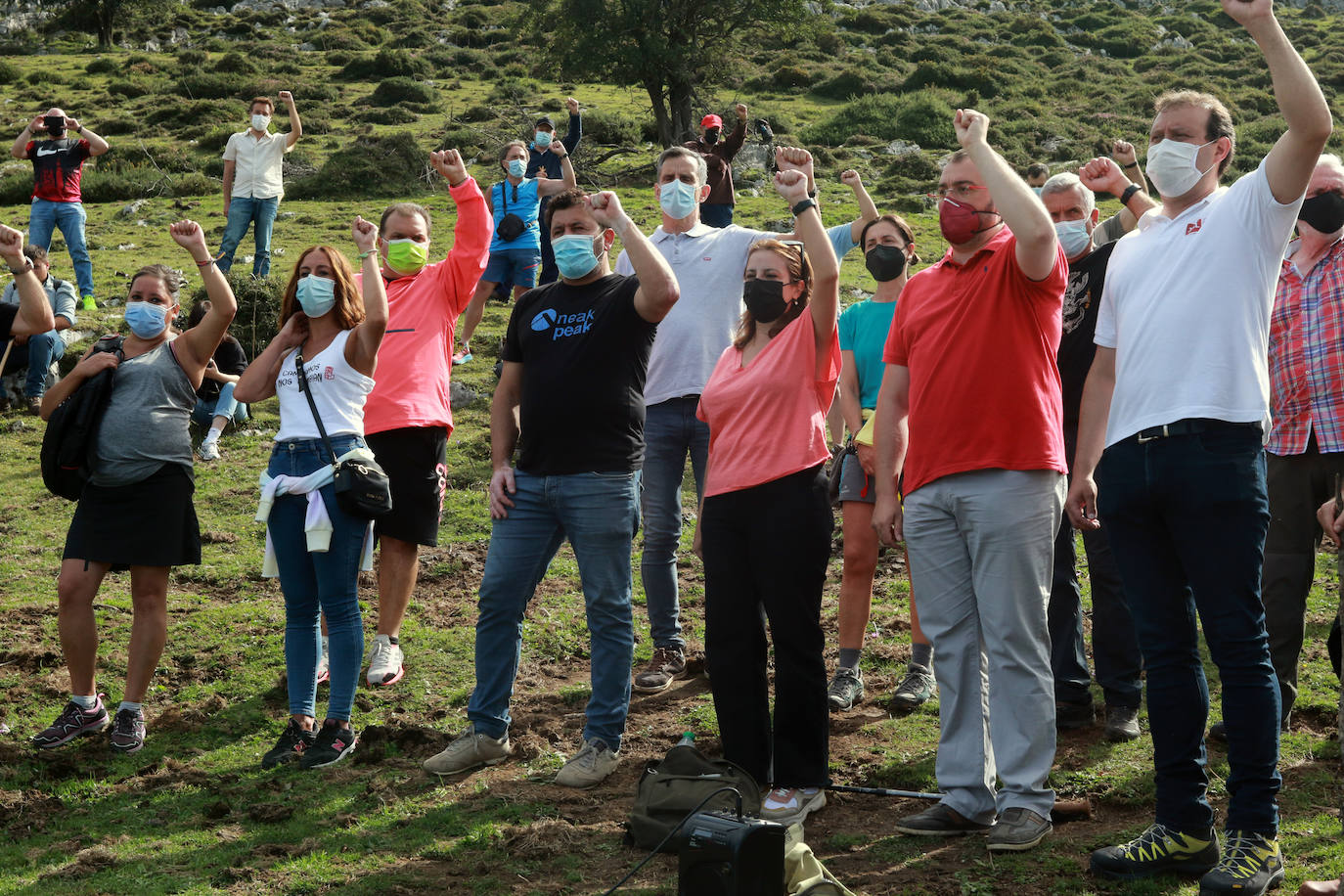 Barbón anuncia que se presentará a la reelección de la secretaría general de la FSA
