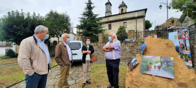 Taramundi lucha contra la soledad de sus mayores