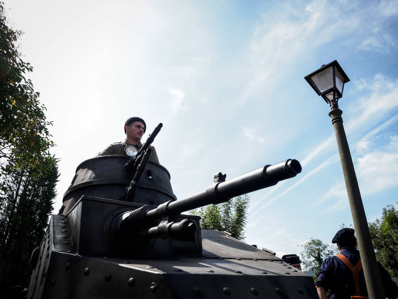 Grullos revive la Guerra Civil