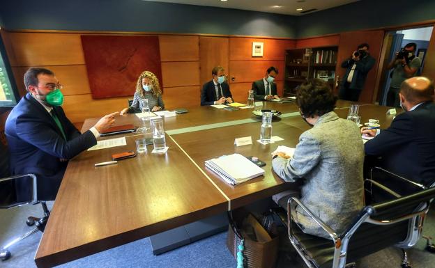 PP y Ciudadanos, tajantes: No apoyarán un estatuto que recoja la oficialidad