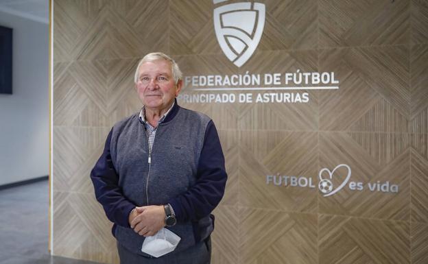 Maximino Martínez: «Me voy orgulloso, agradecido y optimista con el futuro de la Federación Asturiana de Fútbol»