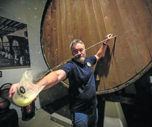 «Si la demanda sigue a la baja, no sabremos donde meter la 'cosechona'»