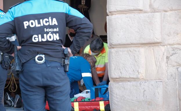 Fallece un hombre en la capilla de La Soledad de Cimavilla