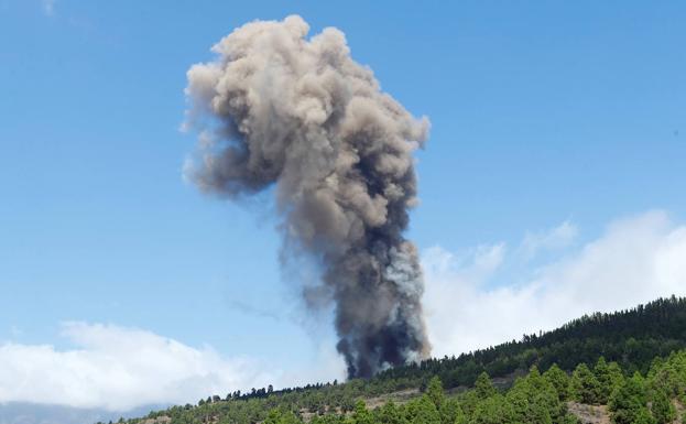 Vídeo | Inquietud en La Palma tras la erupción volcánica