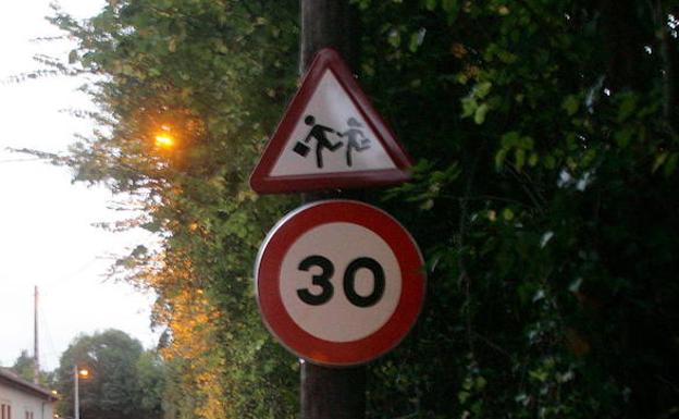 La DGT y Educación se unen para crear itinerarios escolares seguros