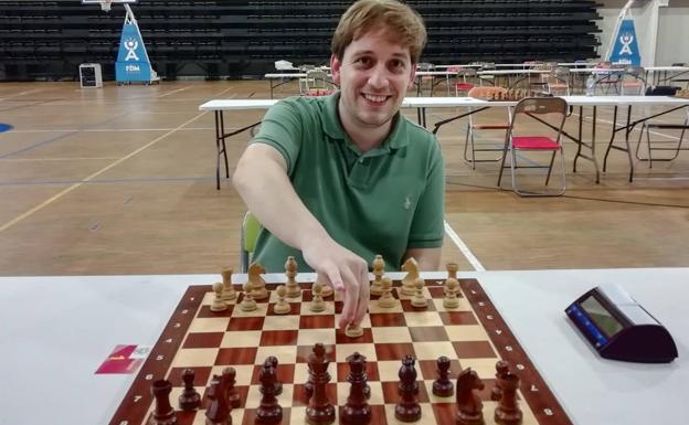 Sergio Guerrero, campeón de Asturias de ajedrez relámpago