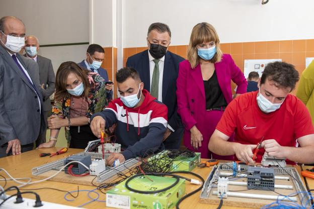 Educación prepara la nueva modalidad de Bachillerato General