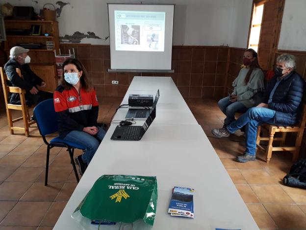 «Si hubiera un colapso, la presa no se vaciaría entera, no afectaría a las casas»