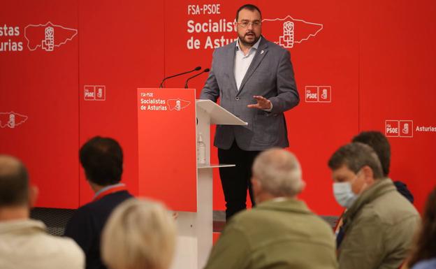 Barbón: «No puede ser que la ultraderecha llegue mejor a los jóvenes y los socialistas no seamos capaces»