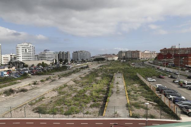 Once kilómetros de vías que cambiarán Gijón