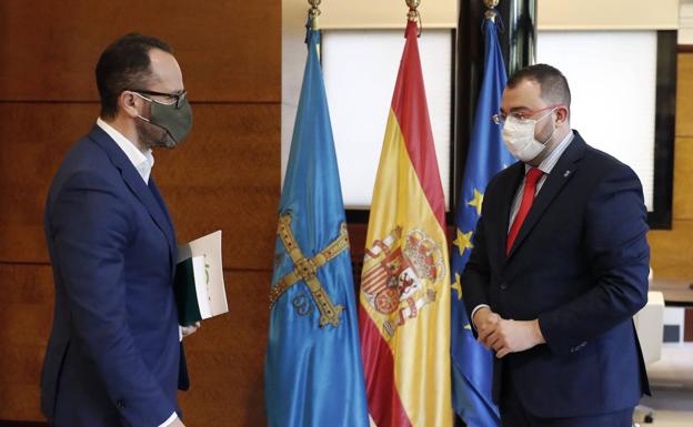 Vox carga contra Barbón por tratar de «imponer una lengua inventada»