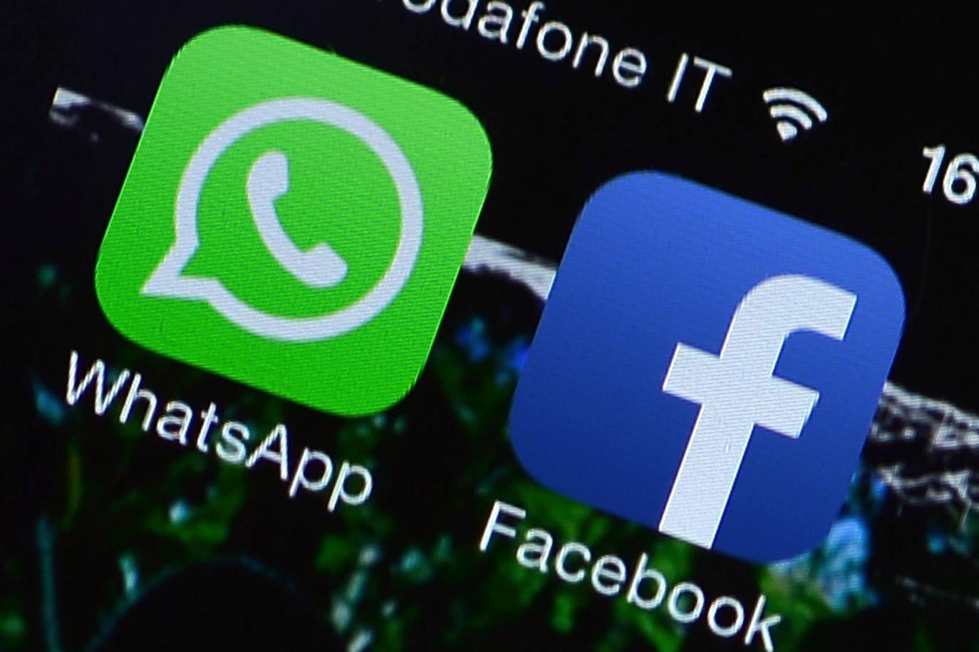 El DNS o por qué se han caído WhatsApp, Facebook e Instagram