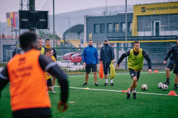 «Entrenar en una máxima categoría es algo irrechazable»