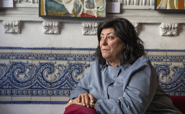 «Volveré a sentarme en una caseta para mirar a los ojos de mis lectores»