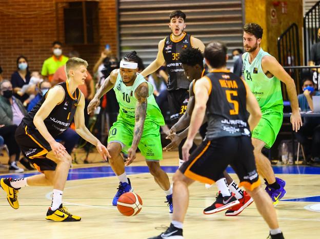 El Unicaja Oviedo saborea otra victoria sufrida (79-73)