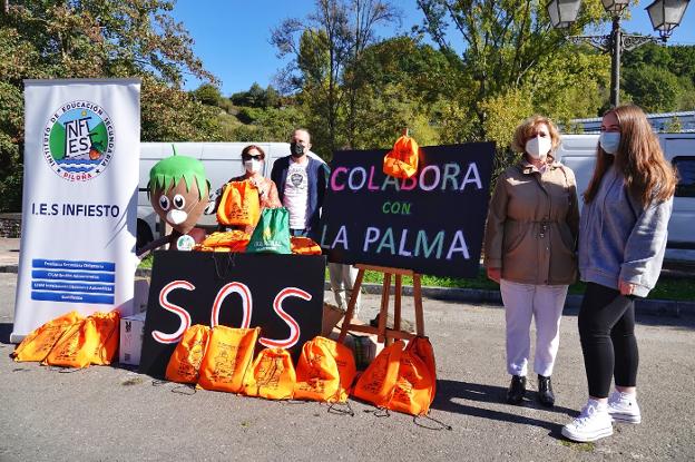 El instituto de Infiesto se alía con los negocios por La Palma