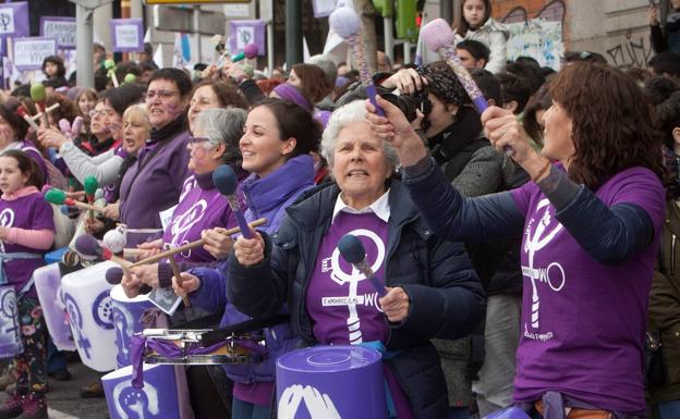 18 de octubre, el día en que una ley declaró a las mujeres personas