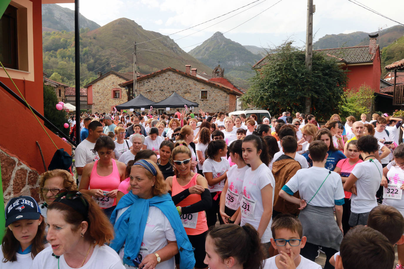 El 80% de las mujeres asturianas enfermas de cáncer de mama logran superarlo