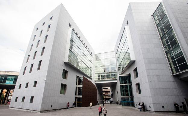 Diecisiete acusados de estafar al seguro mediante falsos accidentes de tráfico reconocen los hechos