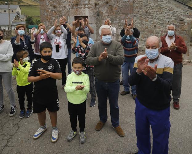 Un encuentro con vaqueiros para la Familia Real