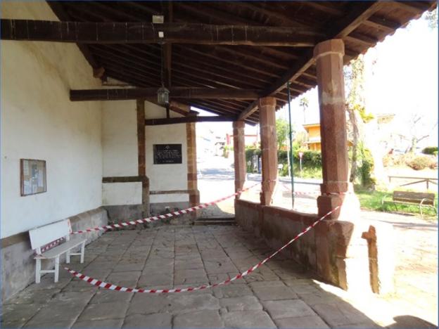 Los problemas de carcoma ponen en riesgo la seguridad de la iglesia de Santolaya