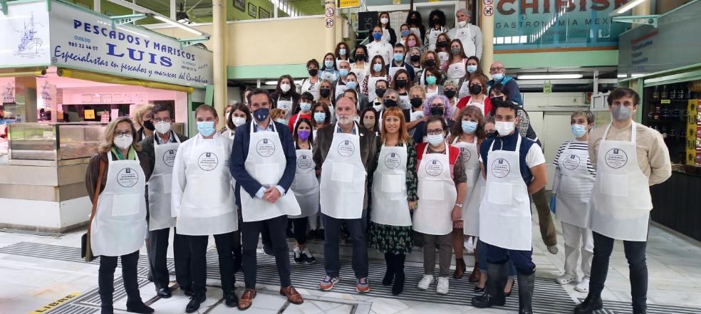 Cien mandiles con la firma de José Andrés