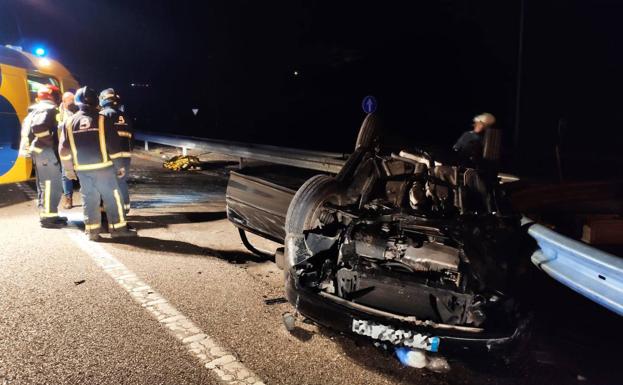 Fallecen dos mujeres en un accidente en la A-8 en Villaviciosa