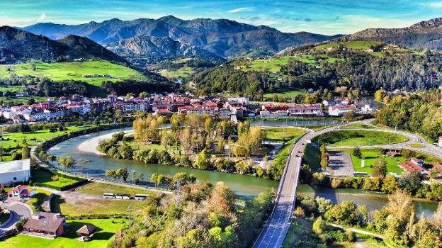 El PGO de Parres «avanza hacia la redacción final» tras quince años de trámites