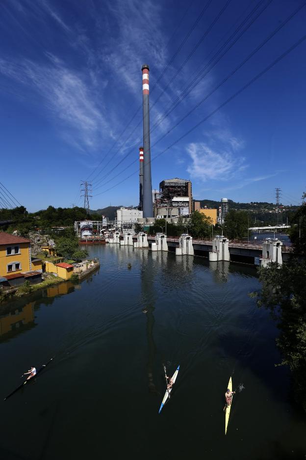 El ministerio da luz verde a las obras para completar el saneamiento del Nalón