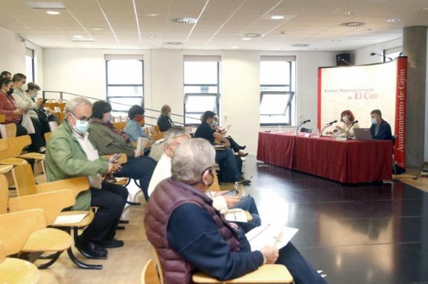 Intervención alerta de la delicada situación de EMTUSA, que se agravaría con las bicis de alquiler