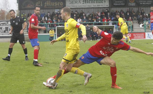 El Ceares cae a balón parado