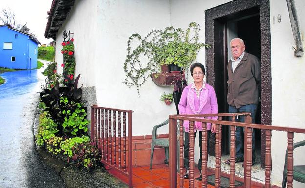 Un matrimonio con «humor» y guardián de tradiciones