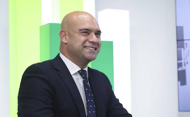 «Hay que ajustar el gasto y para ello hace falta gestión, no actuar por impulso»