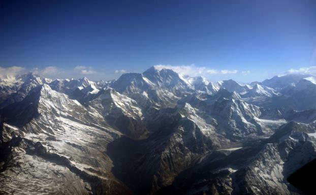 Localizan los cuerpos de los tres alpinistas franceses desaparecidos tras una avalancha