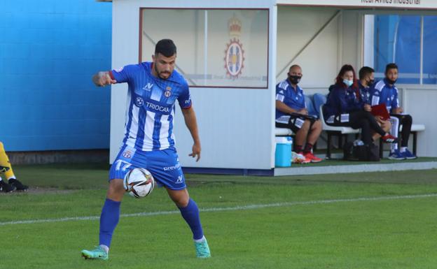 El Real Avilés termina a cero en Salamanca